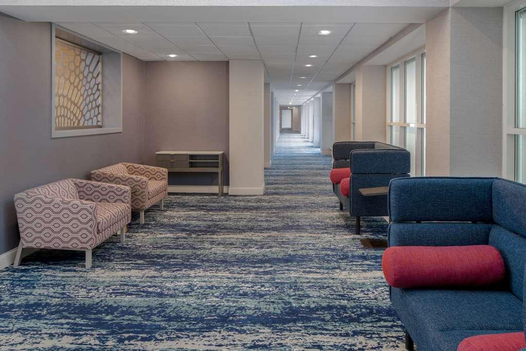 Doubletree Suites By Hilton Mount Laurel Interior photo